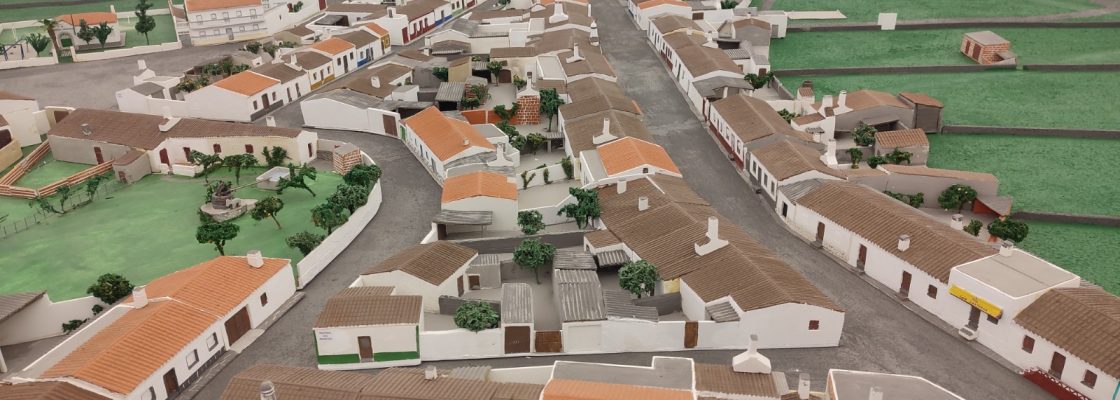 Exposição “A Minha Aldeia” de Horácio Guerra