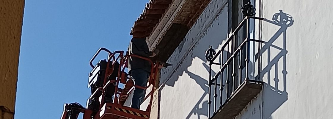 Obras na Paróquia de Mourão – Reconstrução da Cimalha