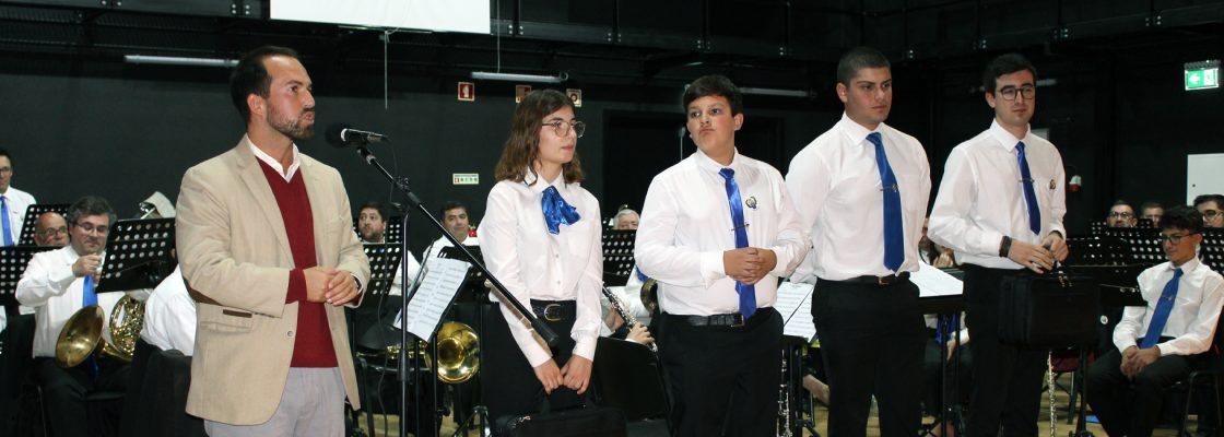 Município de Mourão entrega novos instrumentos à Banda Municipal Mouranense no XII Encontro de...