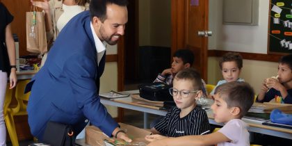 Mourão oferece cadernos de atividades aos alunos do concelho