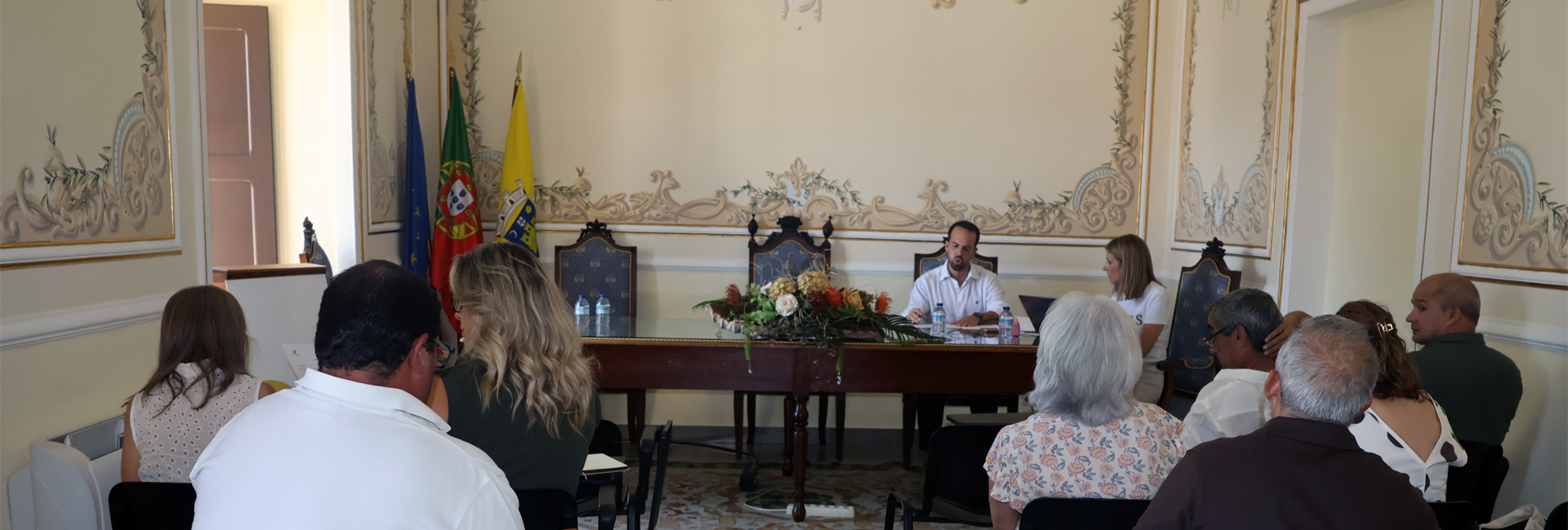 Mourão instala Conselho Municipal de Educação